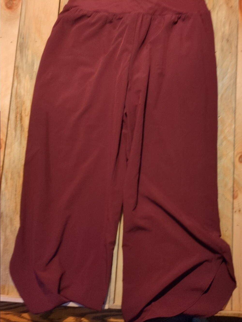 Halara wide leg flowy cropped lightweight pants